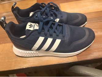 Men’s Addidas - 10 1/2