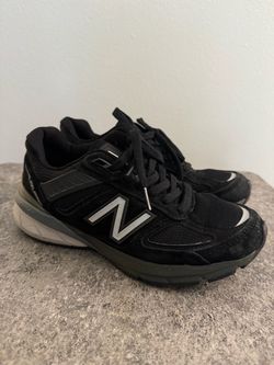 New Balance 990 Black Sneakers