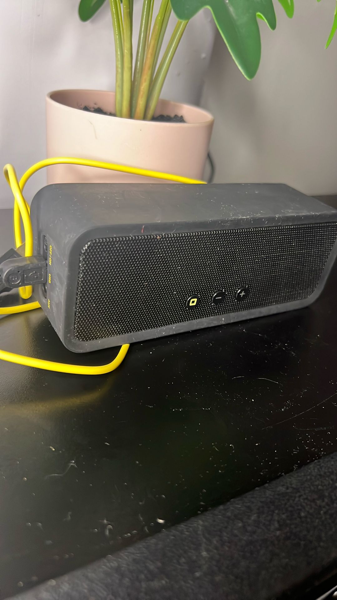 ($10) Lowdi Bluetooth Speaker For Indoor And Outdoor