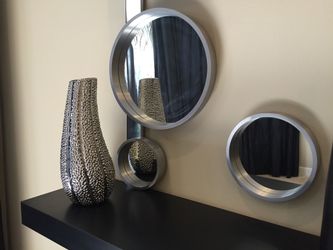 Floating Mirrors