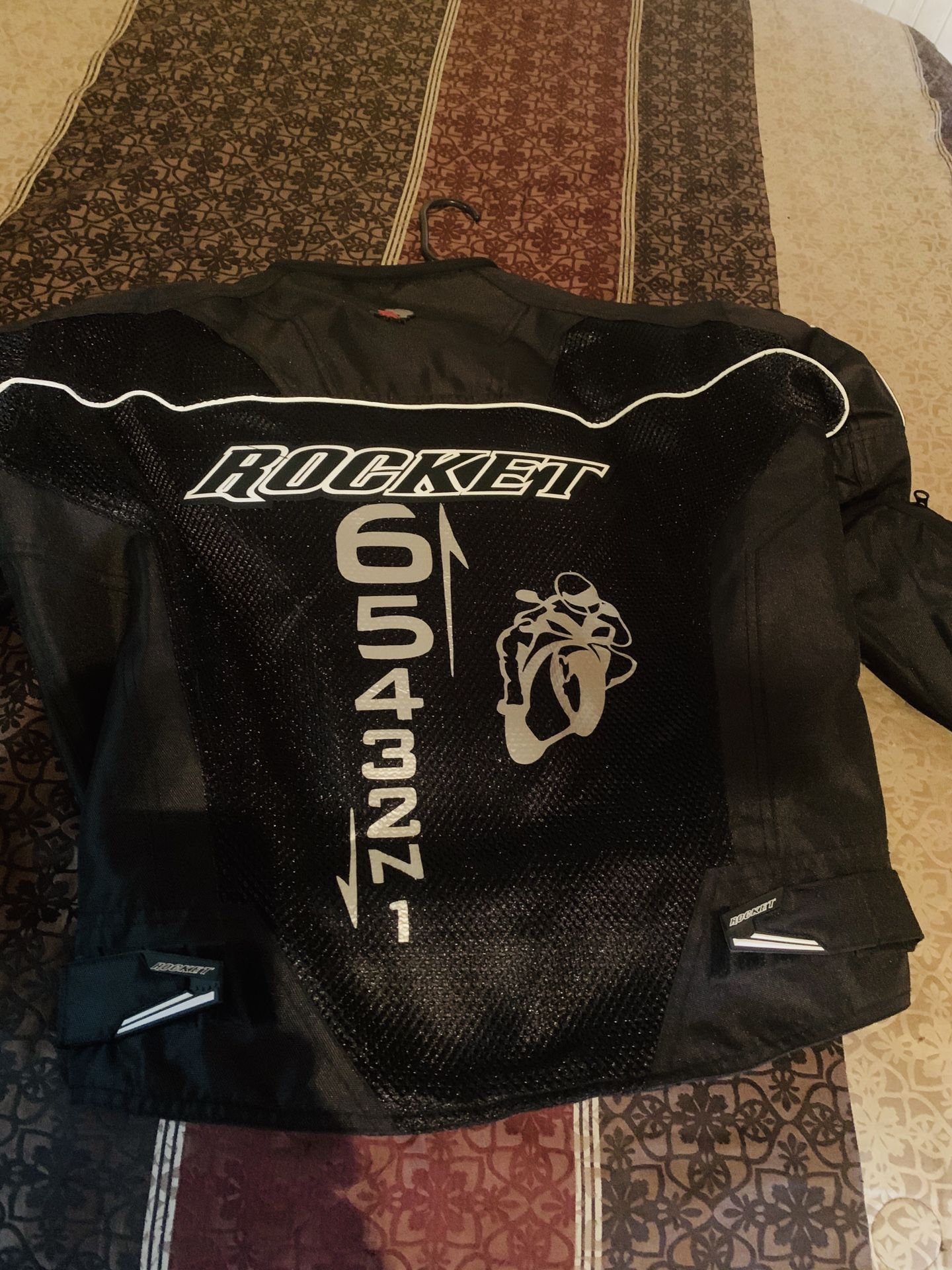 Joe rocket motorcycle jacket and fly gloves