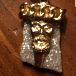 GOLD  JESUS CHARM
