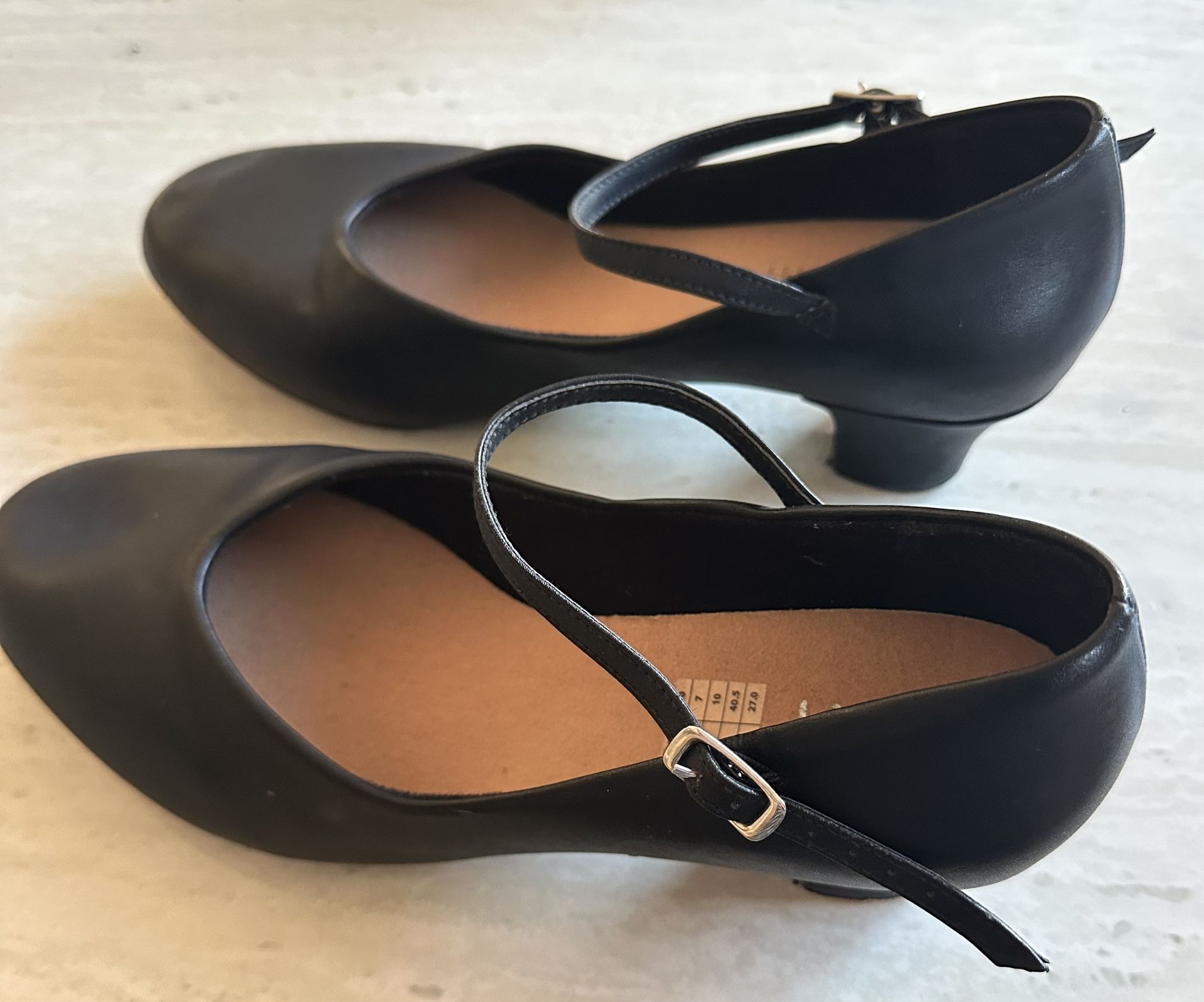 Bloch Dance Women's Broadway  Shoe - Size 10