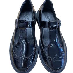 ASOS DESIGN Wide Fit Maisie chunky mary-jane flat shoes in black Size 2