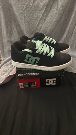 Women’s DC GAVELER Shoes