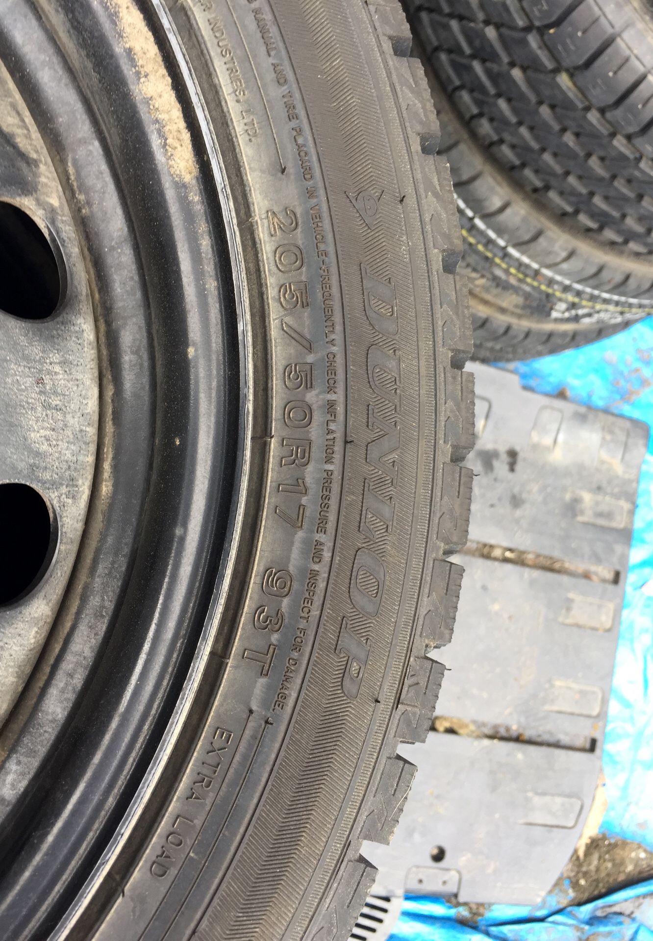 Dunlop Winter Maxx WM02 205/50/17 5x100 Fitment