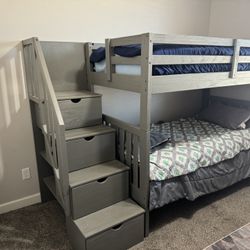 Literas. Bunk Bed 