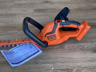 BLACK+DECKER 40V MAX* Lithium-Ion 22-Inch Cordless Hedge Trimmer LHT2240  (Tool Only). for Sale in Hayward, CA - OfferUp