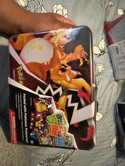 Pokemon TCG 2020 Treasure/Lunch Box Tin