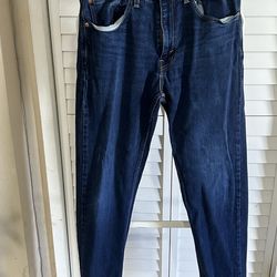 Men’s Levi’s 505 regular fit jeans (SEE PICTURES)