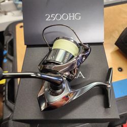 2 - Shimano Stella's 2500HGFK