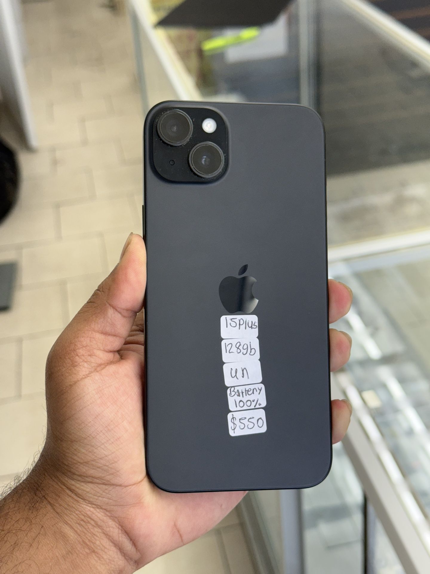 Apple iPhone 15 Plus 128gb Unlocked (100% Battery )