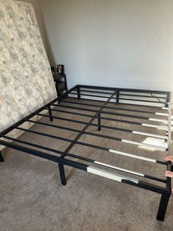 Cali king bedframe