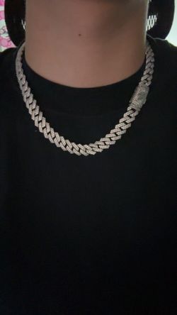 GLD iced cuban link chain 18 inch 12mm