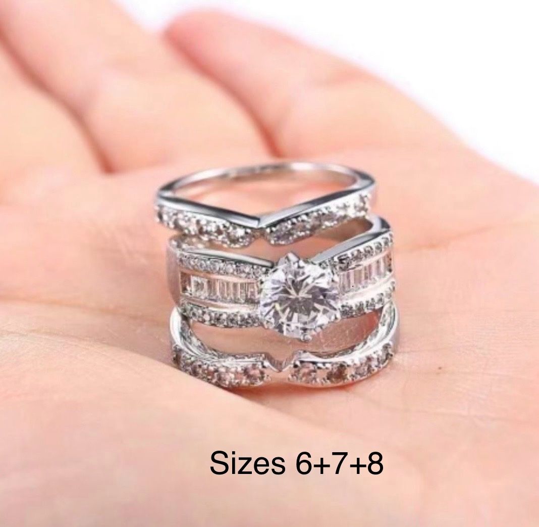 Engagement Ring With Box