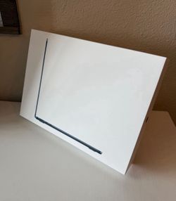 13” Apple MacBook Air laptop m4 chip 16gb 256gb
