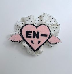 Enhypen felt pin