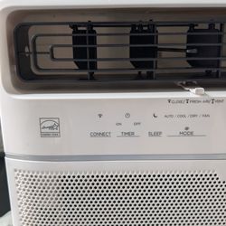 Toshiba AC 10k BTU Window Mount