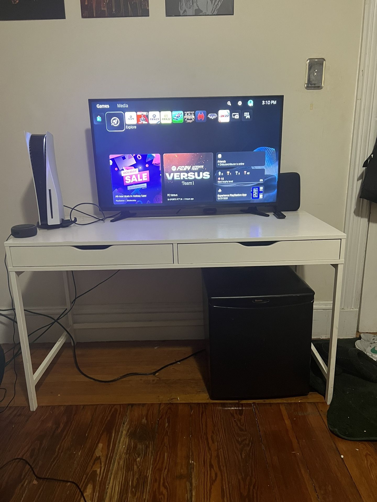 White Desk For Sale!