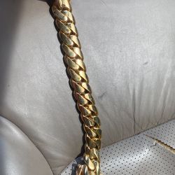 10k Cuban Link Bracelet