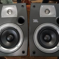 JBL Northridge Series N24ll