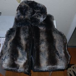 Fur Vest With Colar (L)