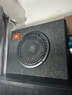 2 JBL subs