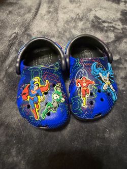 Brand new boy size 4c crocs