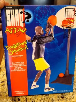 Shaq Attaq "Downtown Shootout" Figure