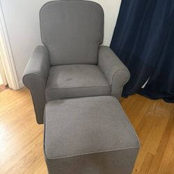 Davinci Ruby Swivel Rocker/Recliner w/ Ottoman