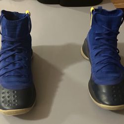 Size: 5.5 Blue Under Armor Shoes