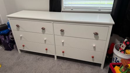 IKEA 6 Drawer Dresser