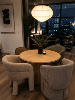 Modern Round Oak Dining Table