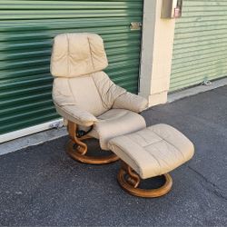 Vintage Ekornes Stressless Reno Lounge Chair & Ottoman Leather Recliner Swivel Chair Scandinavian