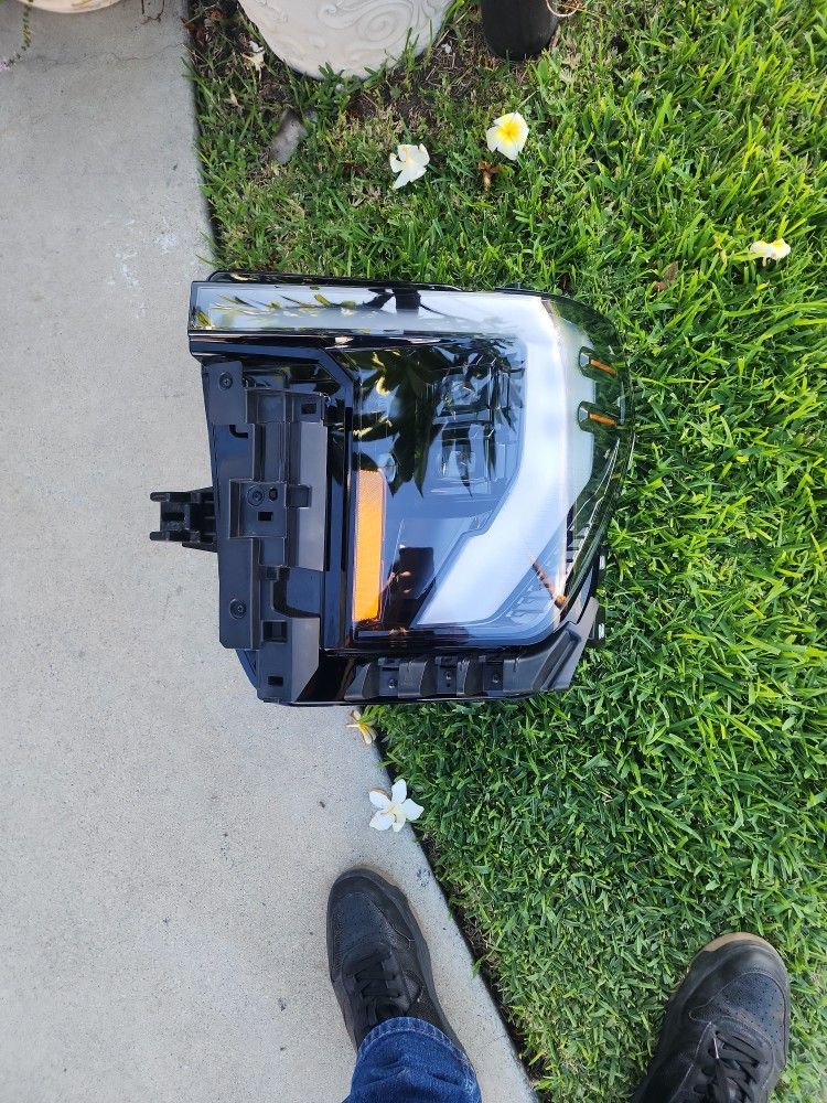 2025 Sierra Duramax Full Led Headlight