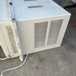 LG WINDOW AC UNIT