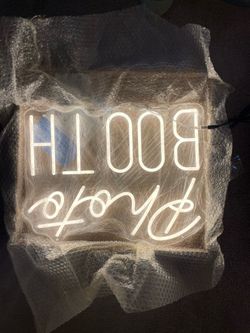 Photo Booth Neon Sign