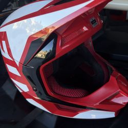 FOX Racing V1 Off-Road Helmet