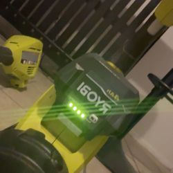 RYOBI leaf Blower And Grass Edger Comes With Battery 