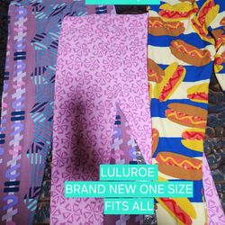 LOT- 3- LULUROE