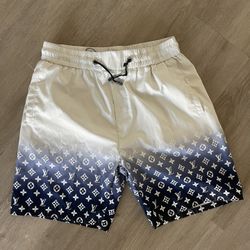 Shorts LV Brand New 