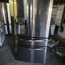 Refrigerator 