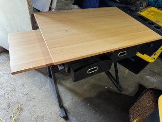 Art desk