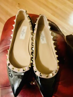 Valentino ROCKSTUD PATENT LEATHER BALLET FLATS Size 7 $150