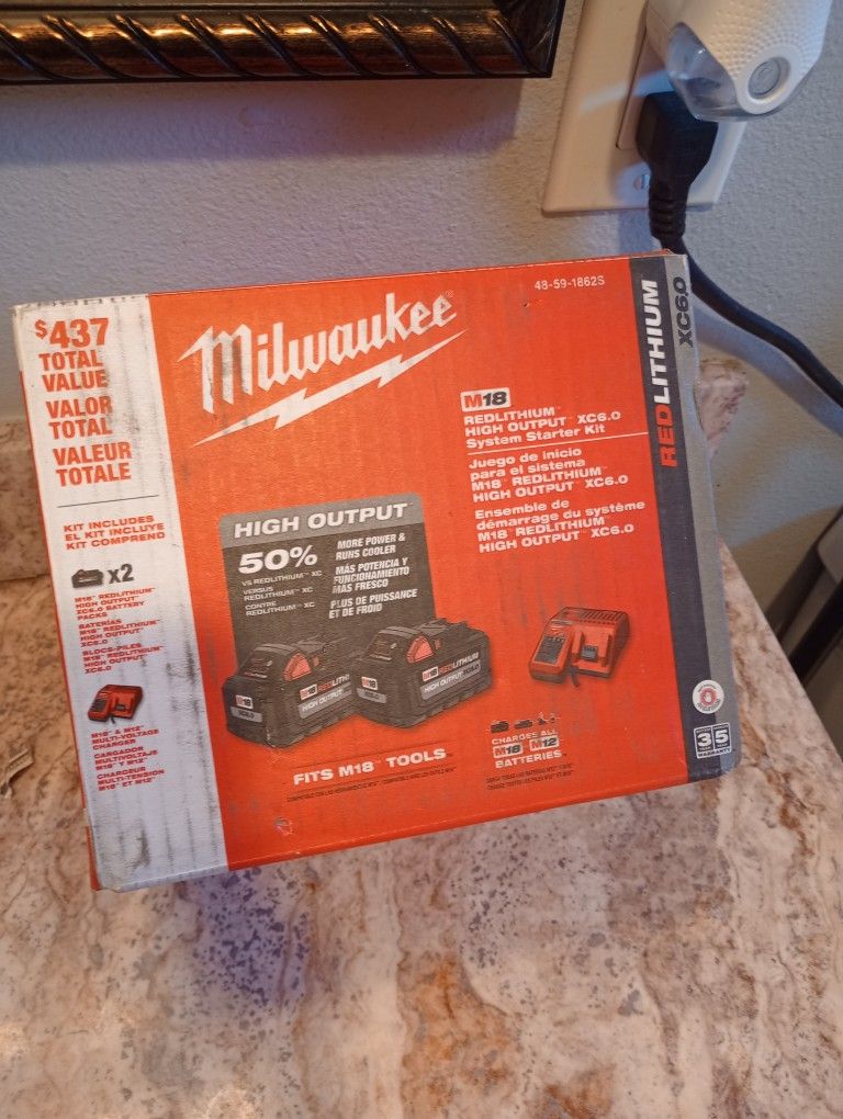 New 6.0 2-Battery Pack & Charger 