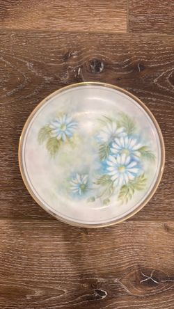 Royalton China Co. decorative porcelain plate
