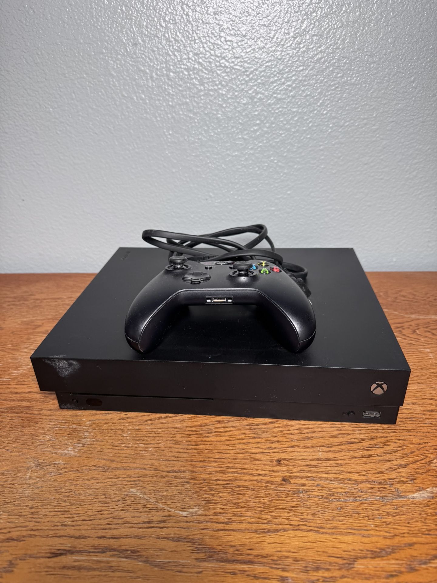 Microsoft Xbox One X Model 1787 1TB