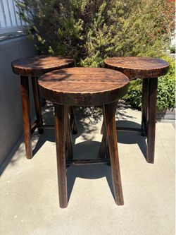 !!!REAL OAK COUNTER STOOLS NEEDS TO GO!!!