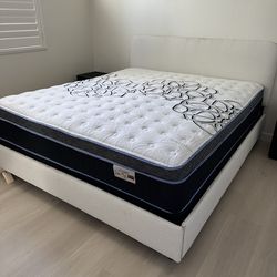 King Size Mattress Pillow Top 12"     new Mattress.     All Sizes Available.      Same Day Delivery