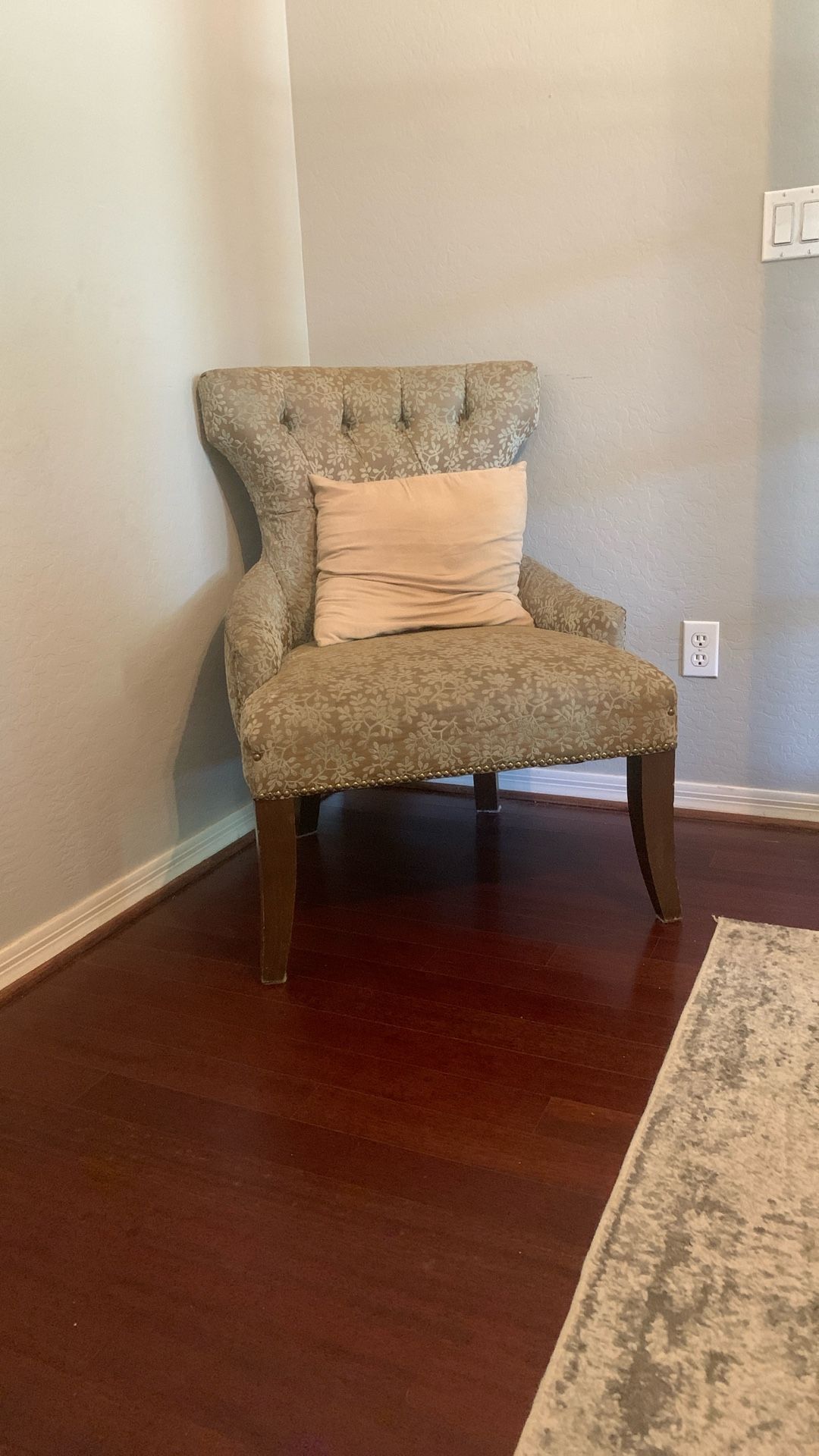 Accent Chair